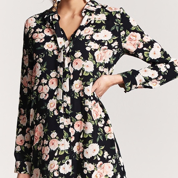 Floral blouse - Picture 2 of 4